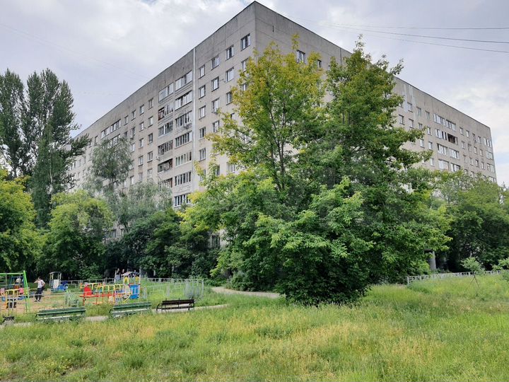 4-к. квартира, 72 м², 4/9 эт.