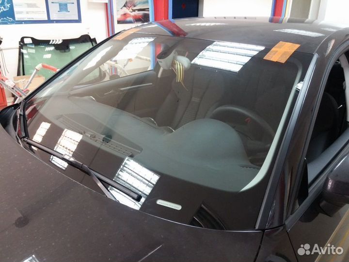 Лобовое стекло Ауди а3