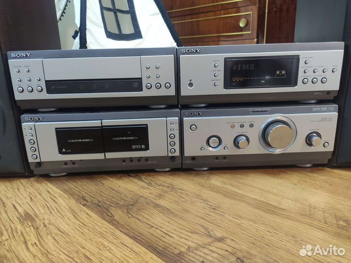 Музыкальный центр sony
