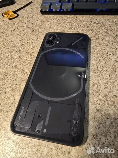 Nothing Phone 1, 8/256 ГБ