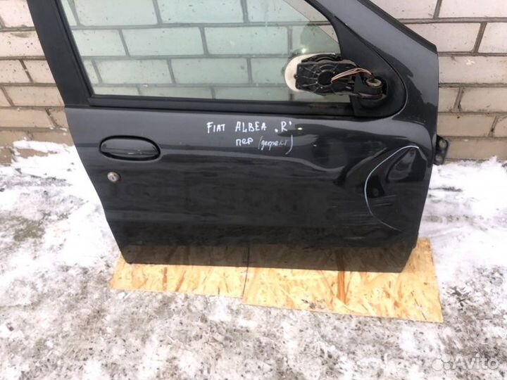 Дверь передняя правая Fiat Albea Palio Siena 2010