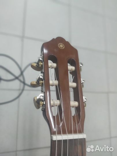 Классическая гитара yamaha c40
