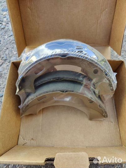 Колодки тормозные ручного тормоза