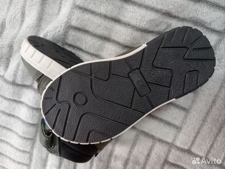 Ботинки зимние детские 22 размер