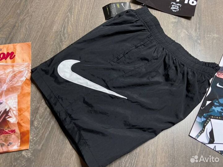 Шорты Nike плавательные