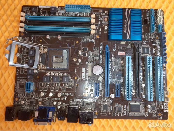 Материнская плата LGA1155 Asus Z68 неисправна
