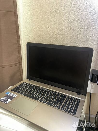 Ноутбук asus б/у