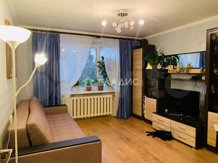 2-к. квартира, 52 м², 5/5 эт.
