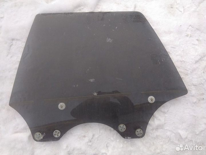 Стекло заднее левое Subaru Outback BP9 2003-2008г