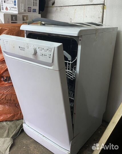 Посудомоечная машина hotpoint Ariston LSF 7237