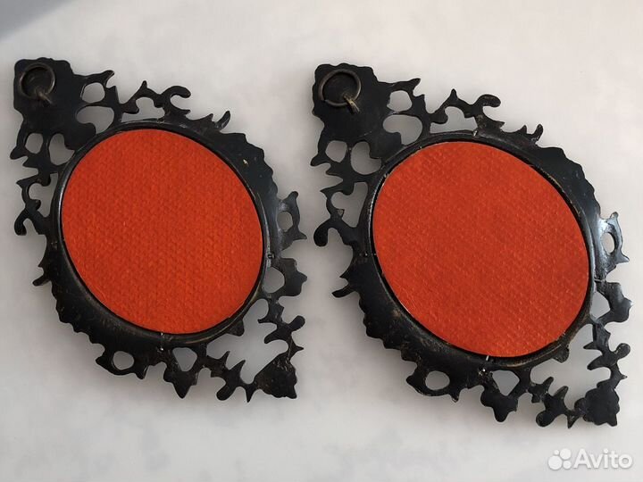 Картина шелкография в бронзовой рамке