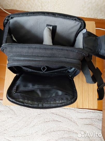 Сумка под видеокамеру, фотоаппарат и др