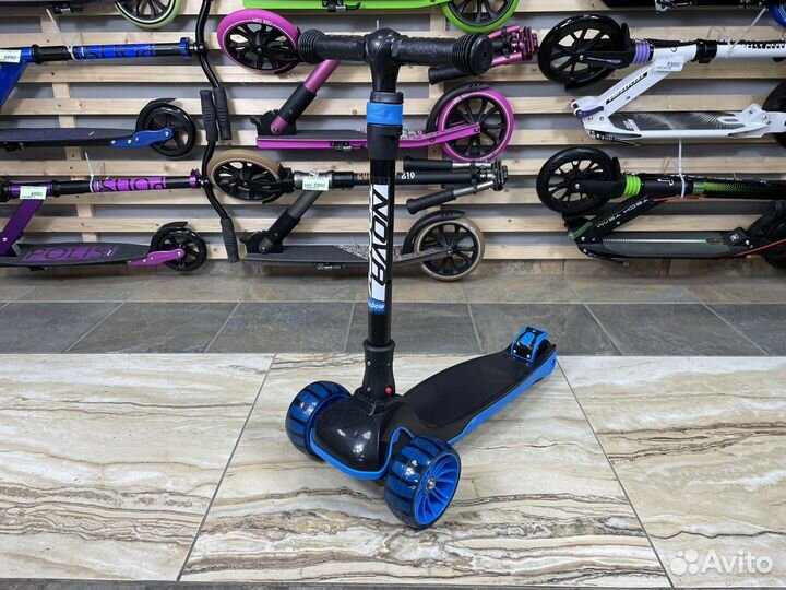 Самокат детский трехколесный rainbow Basic