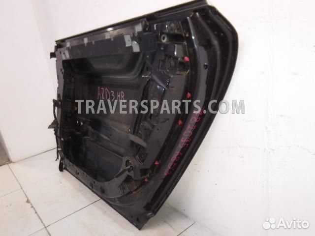 Дверь боковая задняя правая