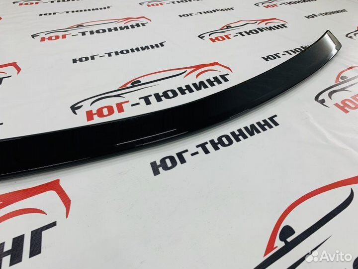 Спойлер на крышку багажника Мерседес С 204 Тайвань