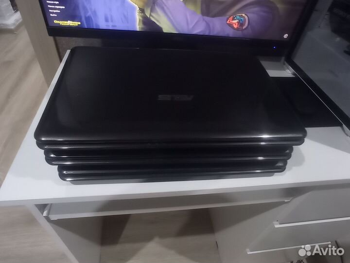 Ноутбук asus