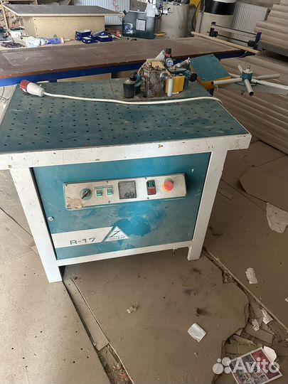 Кромкооблицовочный станок R 17