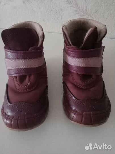 Ботинки демисезонные для девочки 23р