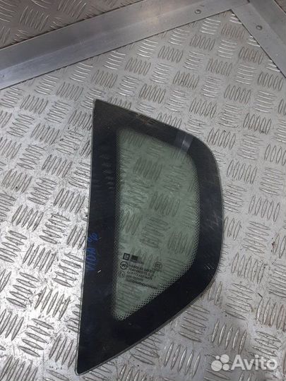 Стекло кузовное заднее левое Zaz Vida SQR477F 2012