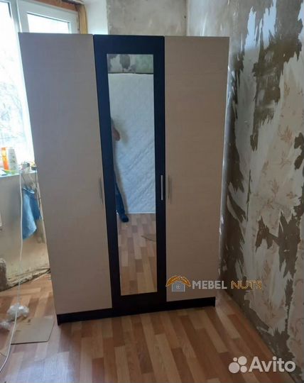 Шкаф распашной