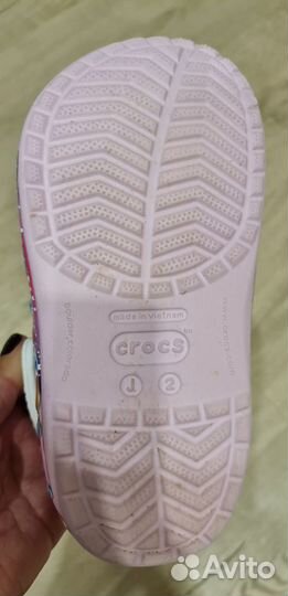 Босоножки Crocs J1 32-33; Сабо Сrocs J2 33-34