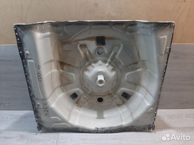 Панель пола багажника Toyota Mark I I JZX101 2jzge