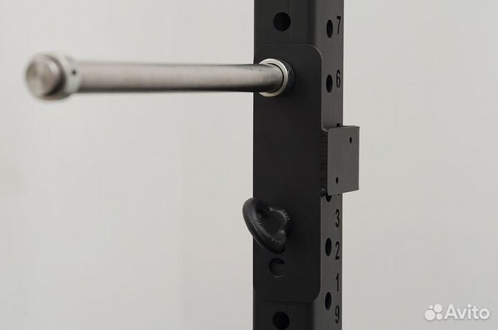 Крепление к силовой стойке тренажера stecter Wris