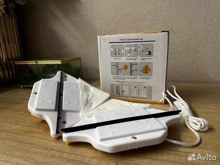 Магнитная щетка для мытья окон