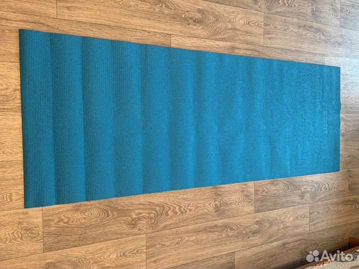 Коврик для йоги и фитнеса