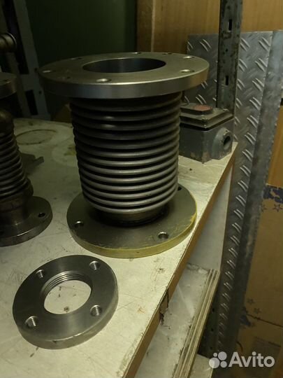 Вакуумная арматура и приборы для измерения