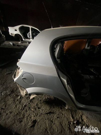 Крыло (четверть) заднее правое Opel Astra H