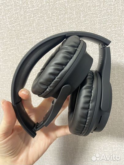 Беспроводные накладные наушники Hoco W40