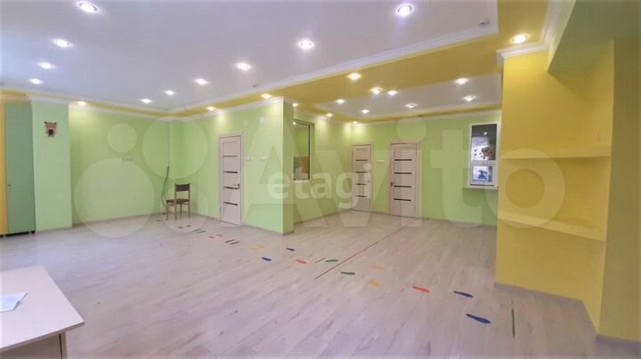 1-к. квартира, 93 м², 1/4 эт.