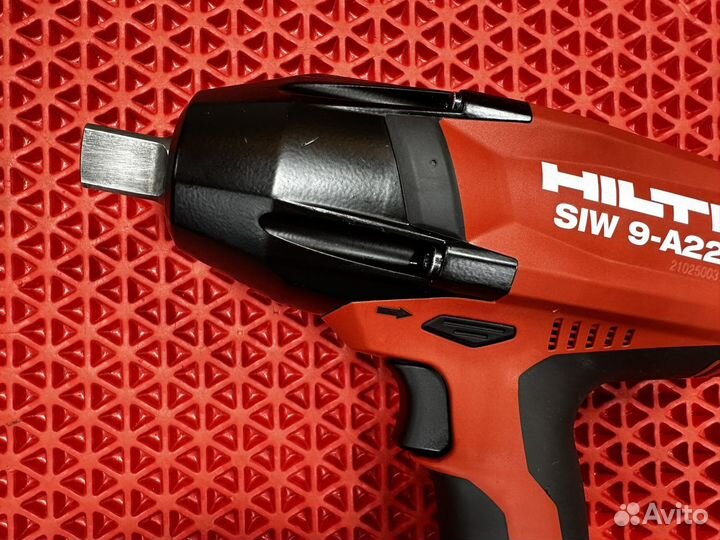 Аккумуляторный ударный гайковерт Hilti SIW 9-A22