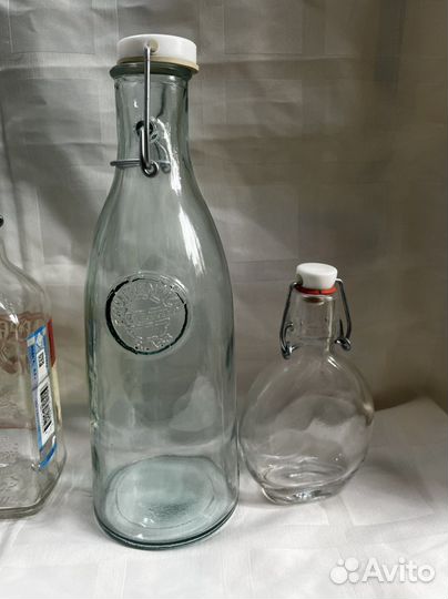 Бутылка с пробкой
