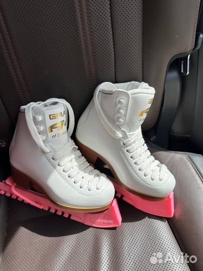 Коньки детские Graff Ace 30