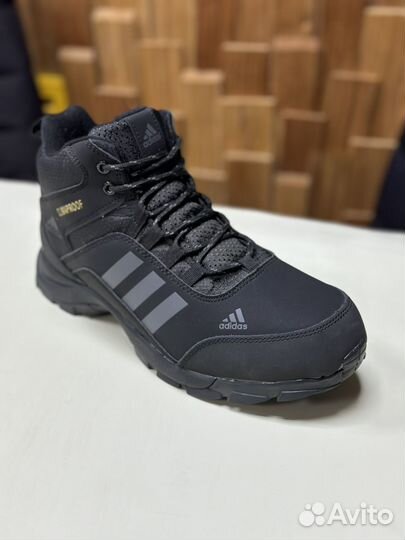 Кроссовки Adidas Climaproof зимние