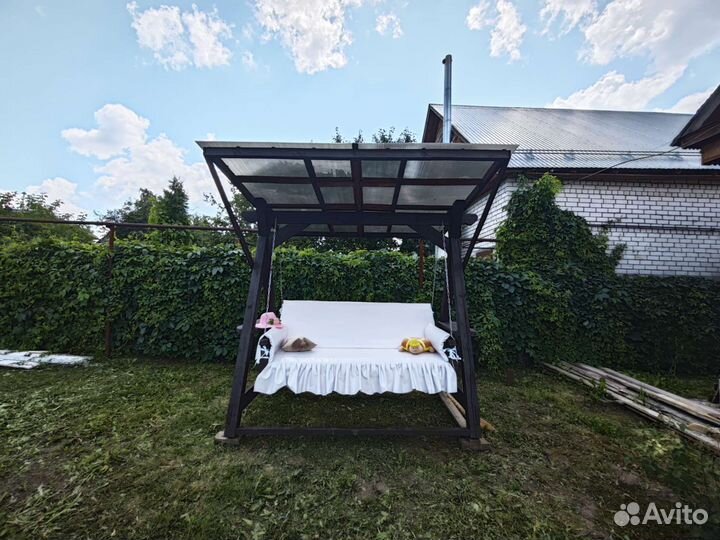 Качели уличные