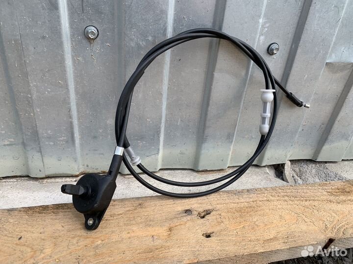 Трос открывания капота Рено Меган 3 Сценик 3