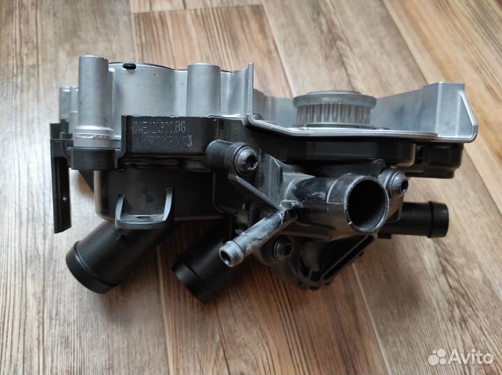 Водяной насос 1.4 TSI dolz A239 A 239 04E121600BD