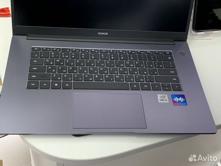 Запчасть honor MagicBook X15 Не включается