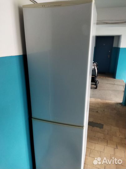 Холодильник бу бесплатно