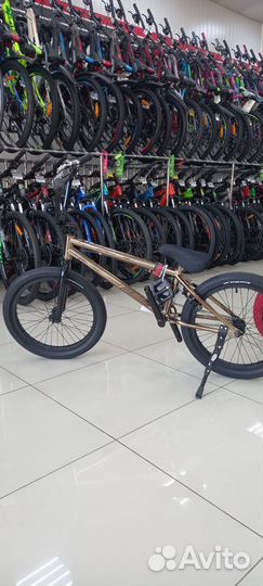 Трюковой велосипед BMX Millenium золотой
