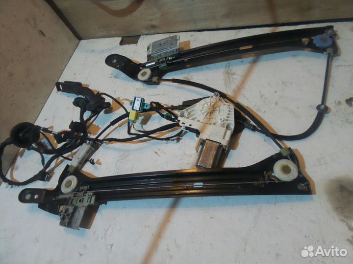 Стеклоподъемник перед правой audi A5 8T Sportback