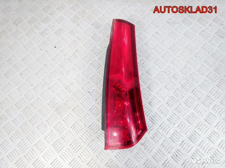 Фонарь задний правый Kia Ceed 924041H300