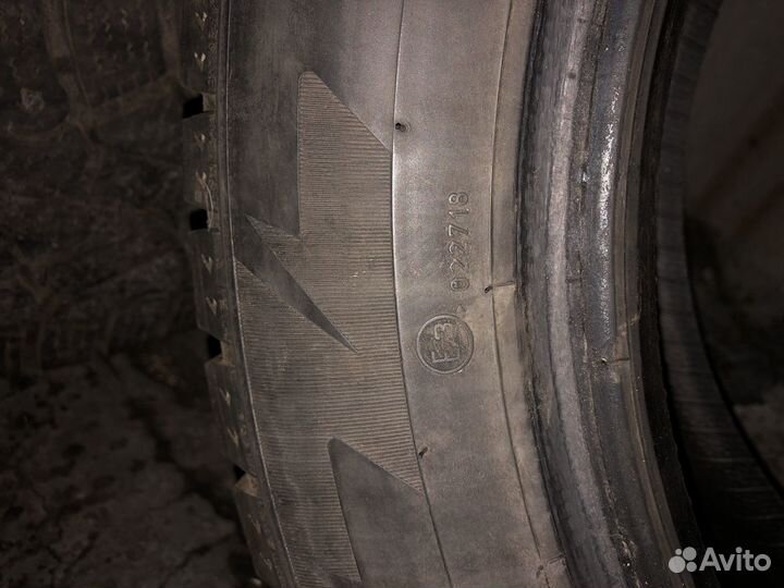 Pirelli Ice Zero 205/55 R16