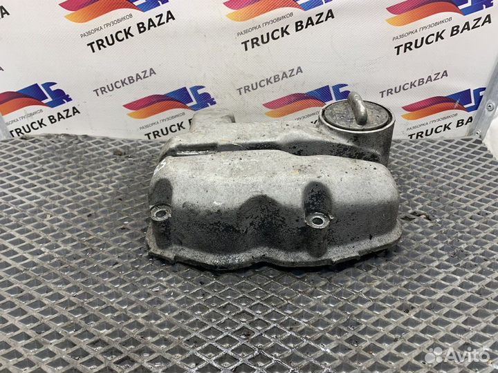 1390650 Крышка гбц клапанная Scania 4-series