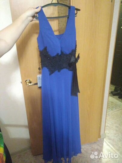 Платье вечернее