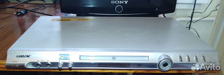 DVD-плеер Sony dv-3327