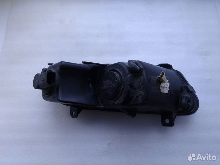 Volkswagen Polo 14-20 фара противотуманная левая